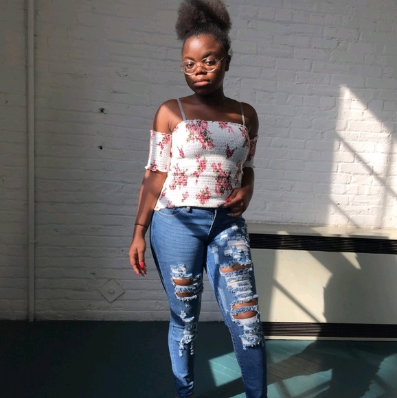 Meet your Posher, Zennenia - Picture 1 of 1